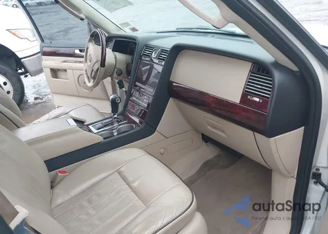 2006 Lincoln Navigator Luxury/Ultimate z USA, uszkodzony, nr VIN 5LMFU28526LJ03270